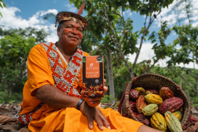 Cacao y producto Kanuja